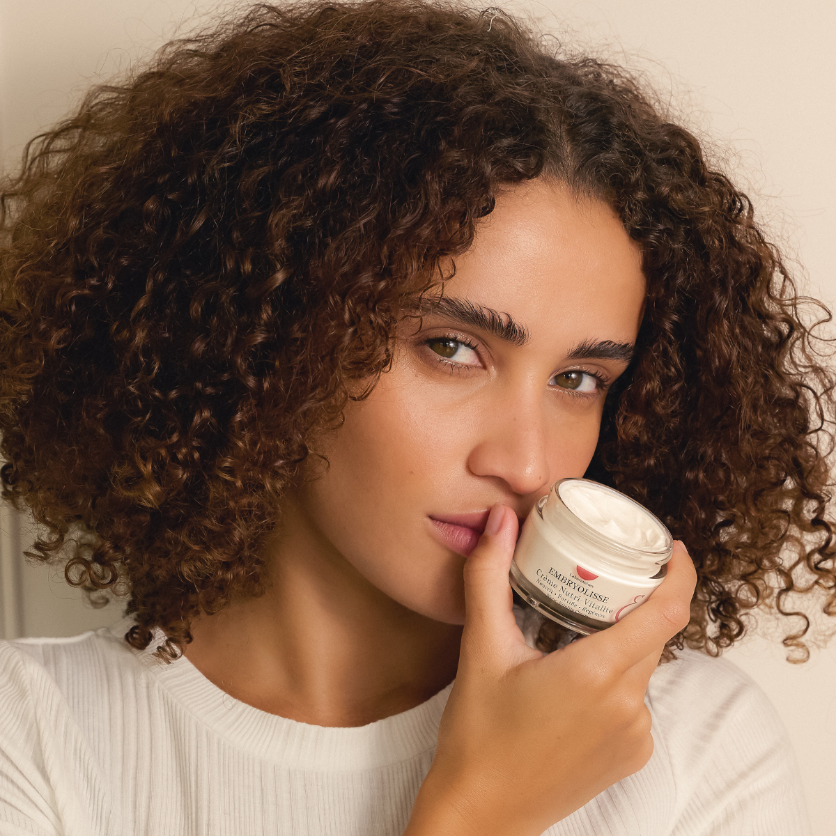 embryolisse-cr-me-anti-ge-global-cr-me-anti-ge-l-rable-rouge-agit-sur-les-10-sig image 2