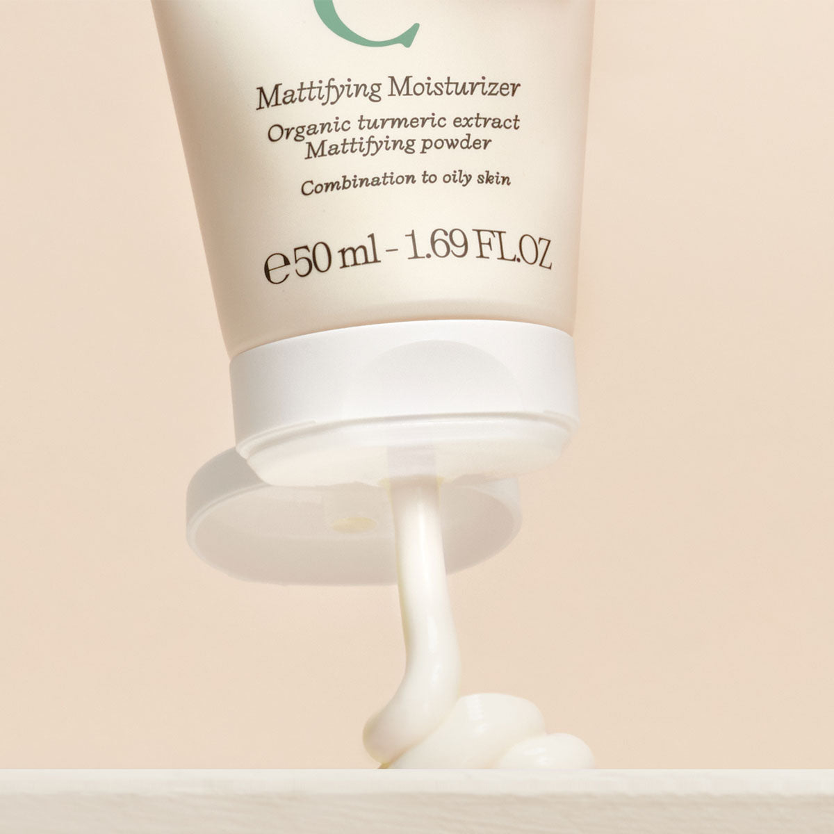embryolisse-soin-hydratant-matifiant-cr-me-matifiante-et-base-de-maquillage-peau image 2