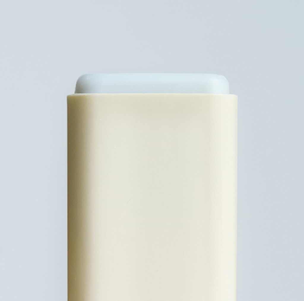 typology-stick-cryo-repulpant-visage-et-yeux-acide-polyglutamique-1-spirod-le-st image 4