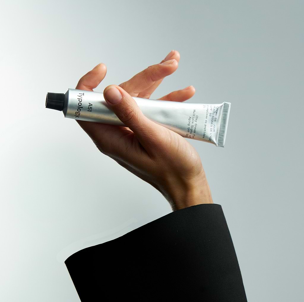 typology-cr-me-de-jour-multi-signes-de-l-ge-spf-50-complexe-de-peptides-3 image 3