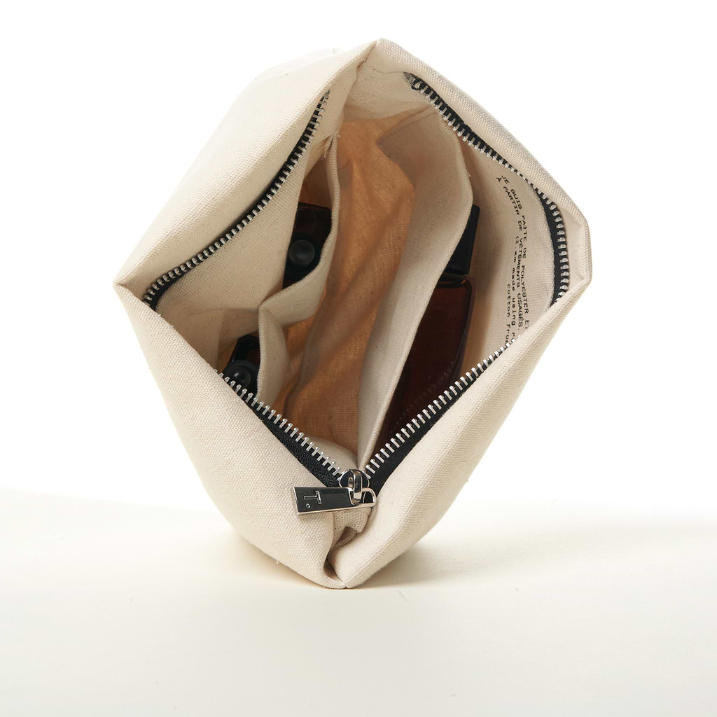 typology-trousse-de-toilette-voyage-compartiment-e-en-poly-coton-recycl-vanity-z image 3