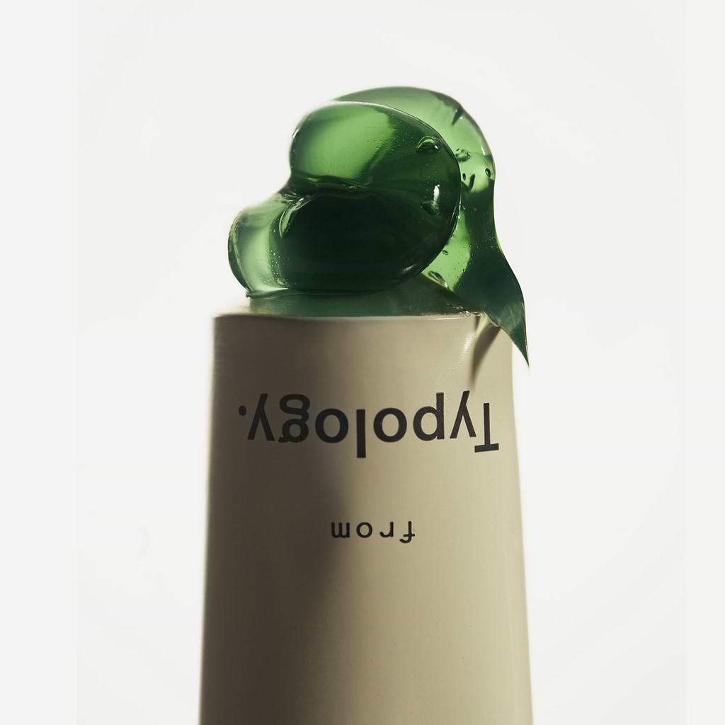 typology-masque-pommade-peaux-sensibles-au-cbd-240-mg-calme-rougeurs-et-inconfor image 3