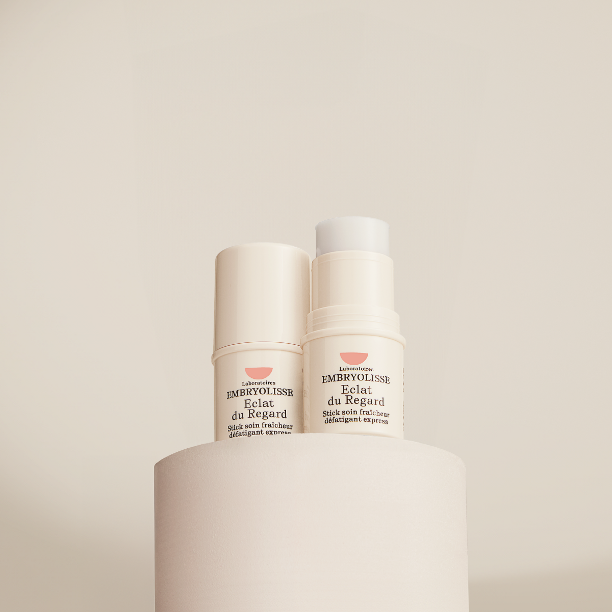 embryolisse-eclat-du-regard-stick-fra-cheur-d-fatigant-anti-cernes-et-anti-poche image 2
