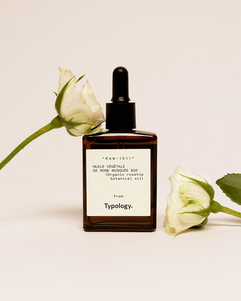 typology-huile-v-g-tale-de-rose-musqu-e-bio-huile-de-soin-visage-cicatrisante-ce image 2