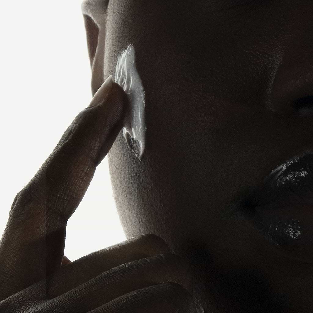 typology-cr-me-de-nuit-exfoliante-aha-6-extrait-de-lavande-resserre-les-pores-et image 4