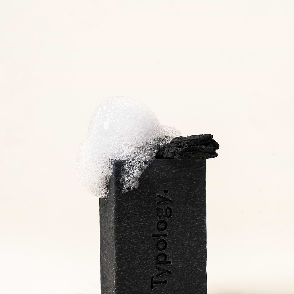 typology-soin-lavant-purifiant-au-charbon-bio-savon-solide-d-sincrustant-pour-po image 3