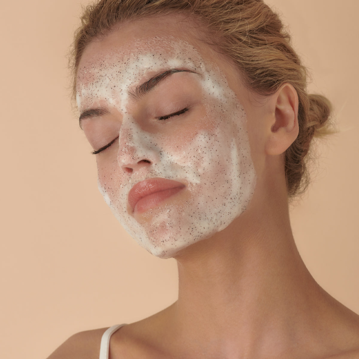 embryolisse-poudre-de-lait-exfoliante-exfoliant-visage-poudre-mousse-aux-3-extra image 5