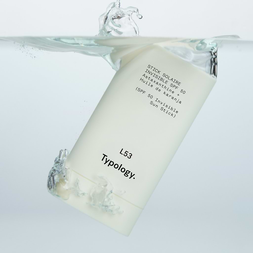 typology-stick-solaire-invisible-spf-50-astaxanthine-huile-de-karanja-sans-trace image 4