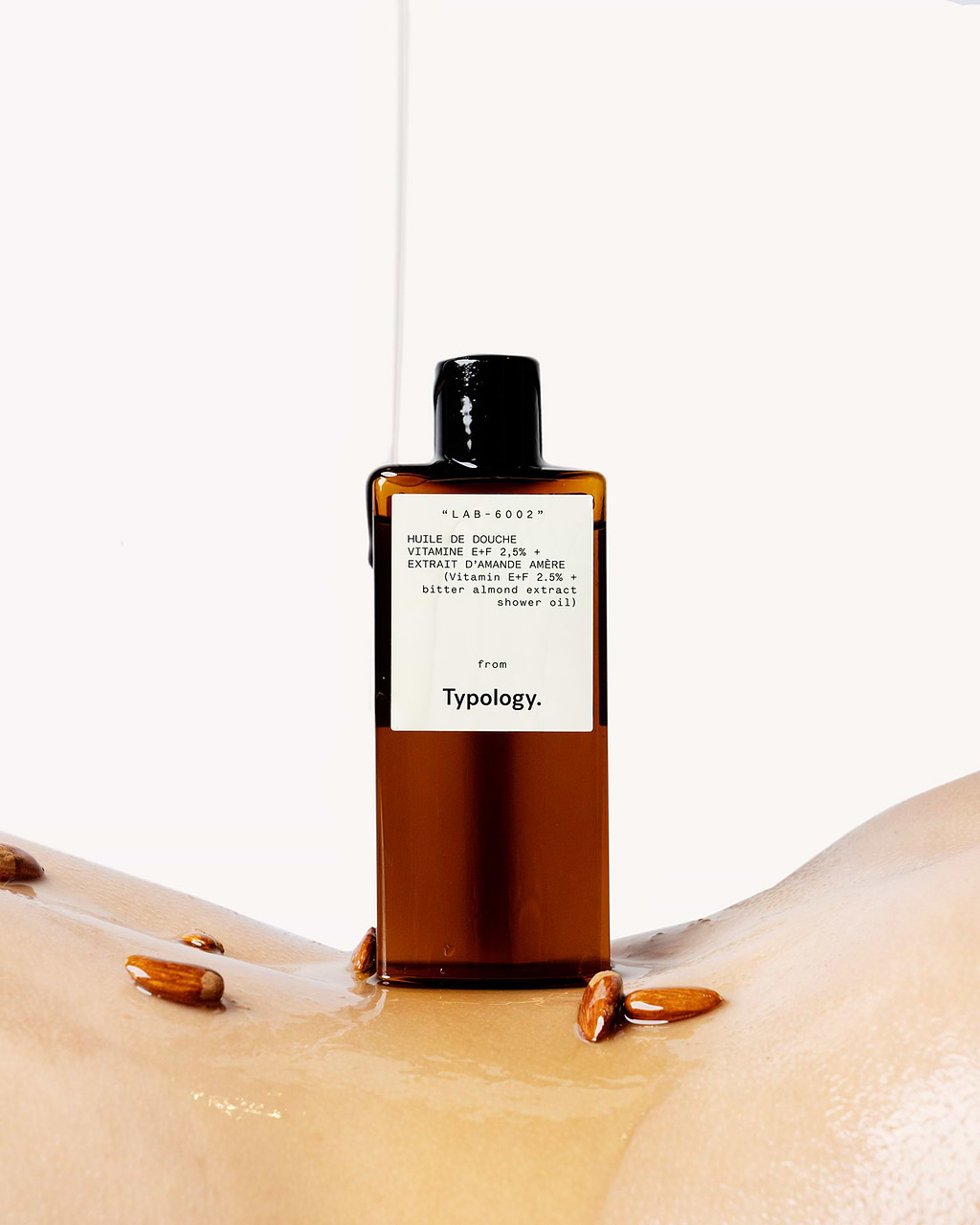 typology-huile-de-douche-relipidante-vitamine-e-f-2-5-extrait-d-amande-am-re-hui image 3